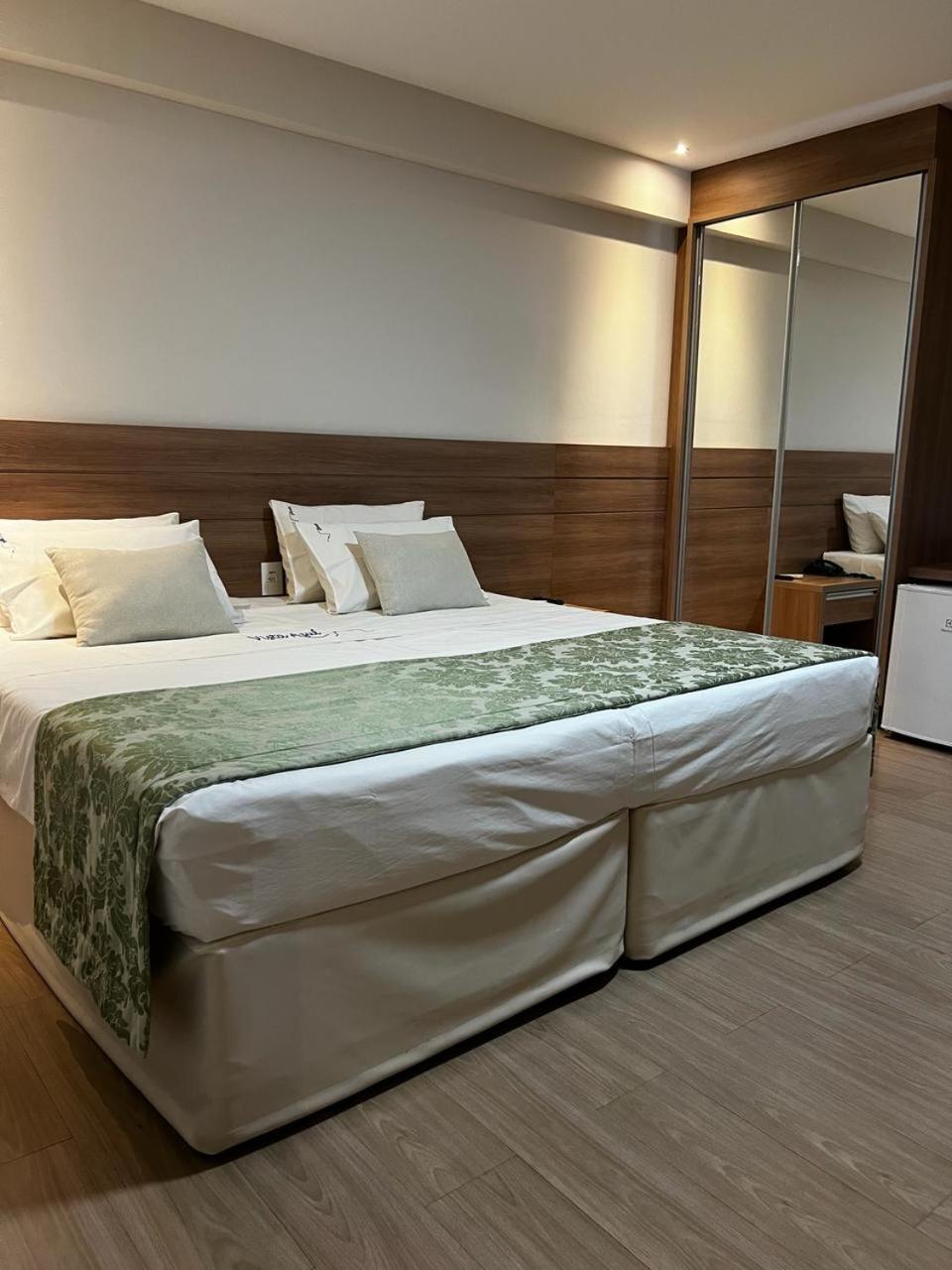 Vista Azul Apart Hotel - Vista Pinheiros Pedra Azul  Extérieur photo